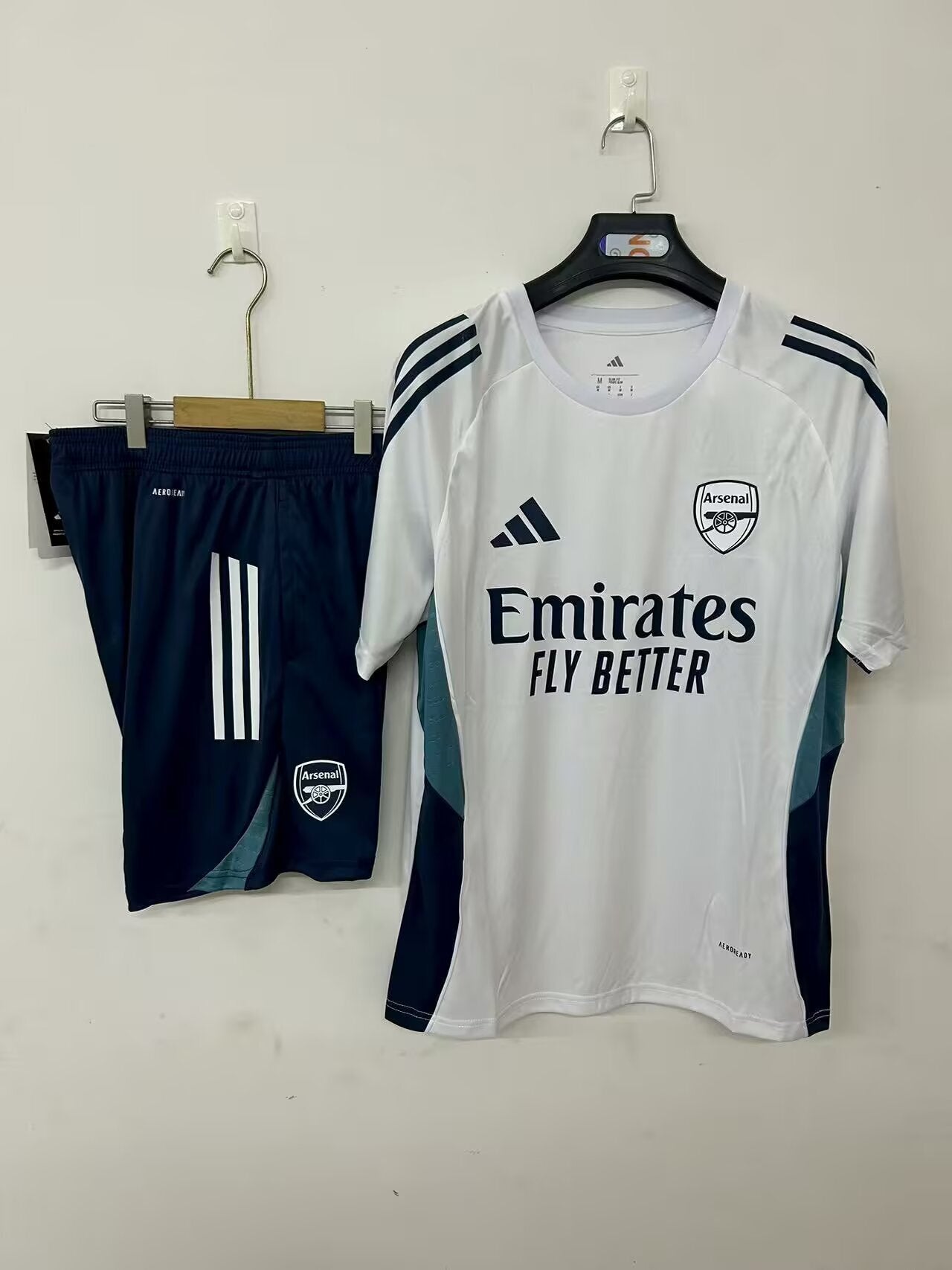 Arsenal Training Kit