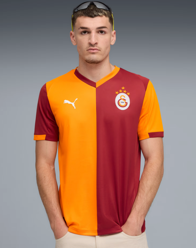 Galatasaray Home kit 25/26